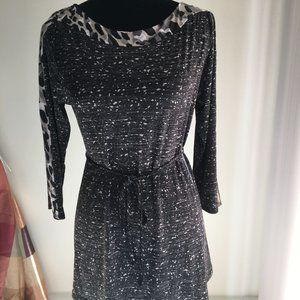 Liz Lange Maternity Leopard Print Belted Tunic Med